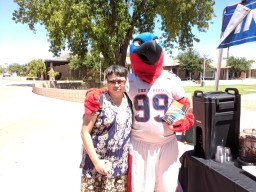 Thor with student at Welcome Week