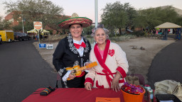 Two individuals in halloween costume at Halloweenextravaganza