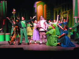 Student performers in "The Wizard of Oz"