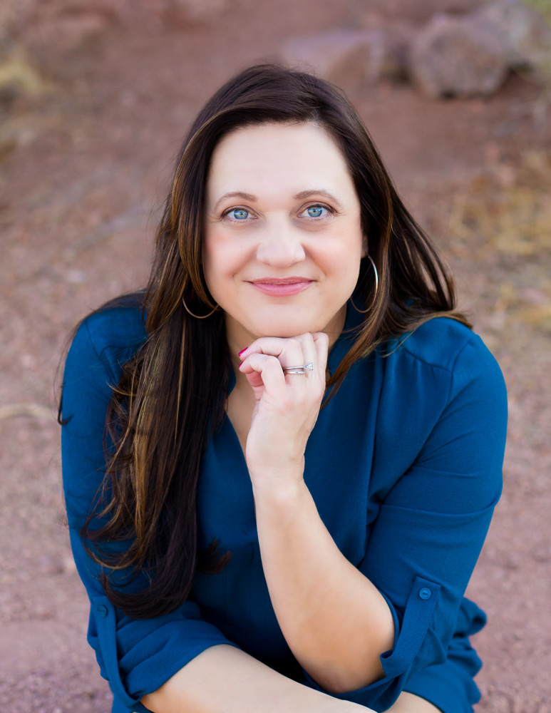 photo portrait of artist Capri Landi