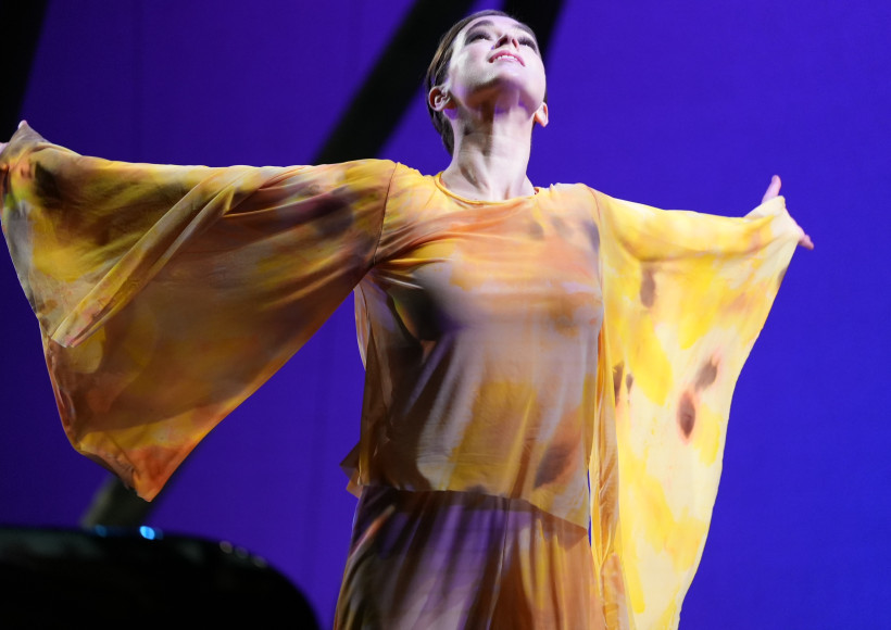 dance concert image