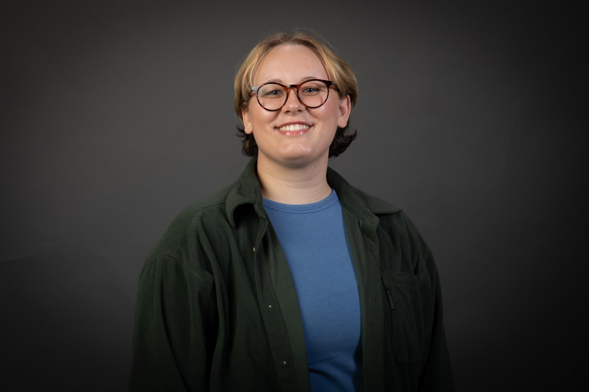 Headshot of Isabelle Neill.