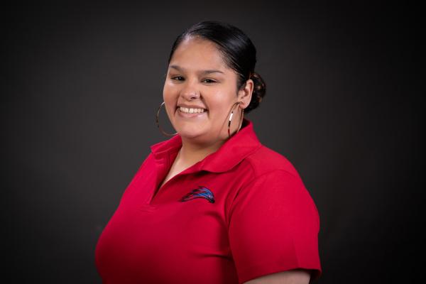 Headshot of Rosa Espinoza.