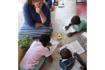 ​​​​​​​Students receive global perspectives from humanitarian faculty