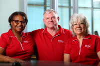 Alumni board volunteers