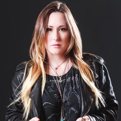 Headshot of Shannon Gunz.