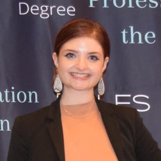 Headshot of Leah Erwin.